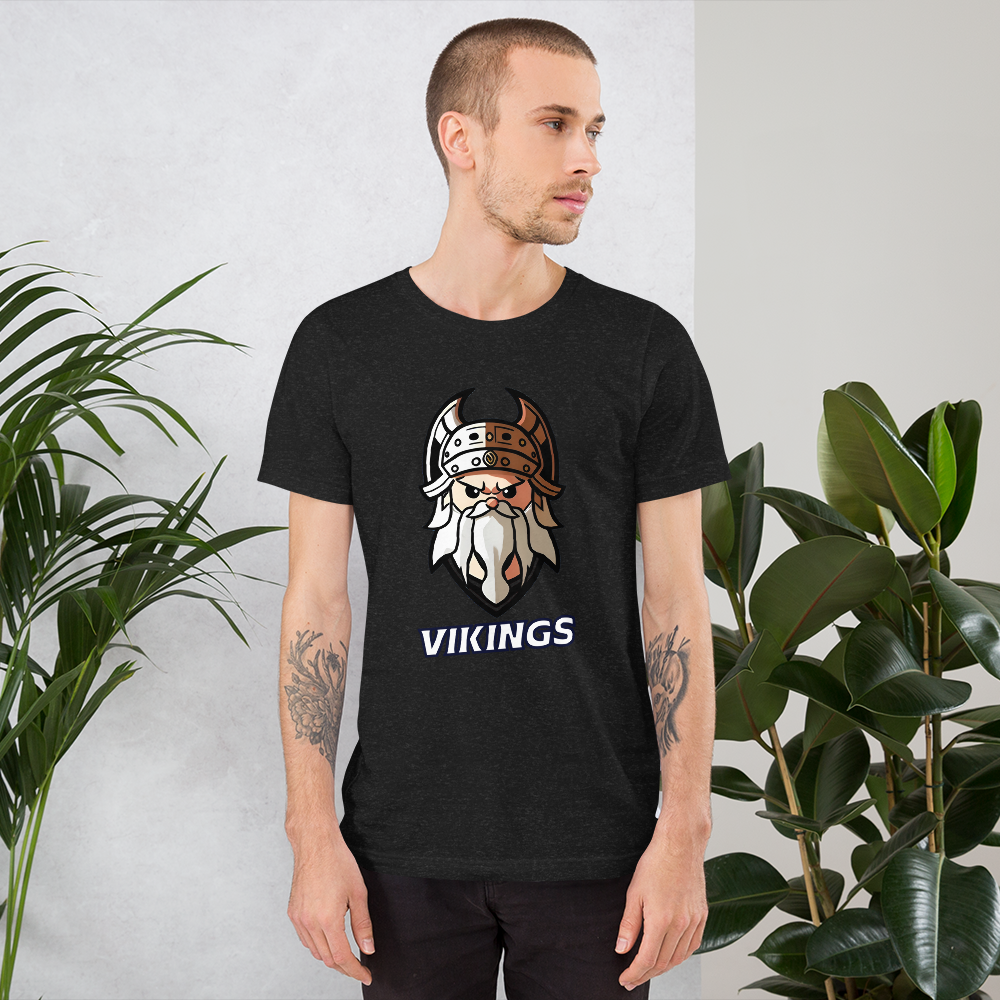 Camiseta, Vikingo, Diseño de camiseta, Moda nórdica, Estilo vikingo, Ropa temática, Moda guerrera, Atuendo con actitud, Diseño de vikingo, Ropa casual, Estampado de guerrero, Moda urbana, Ropa de declaración, Estilo distintivo, Diseño creativo, Ropa de vikingo, Atuendo inspirado, Moda expresiva, Streetwear, Moda original