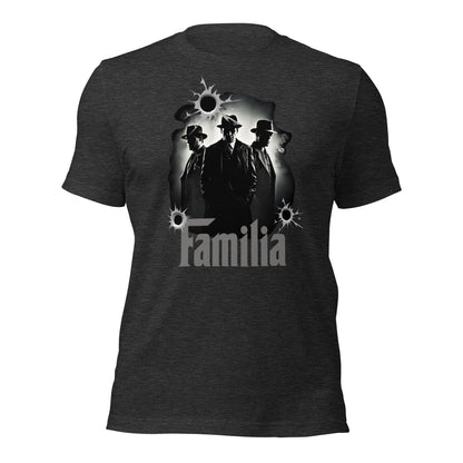 CamisetaMafia, EstiloElPadrino, FamiliaMafiosa, MafiaClásica, JefeDeLaMafia, MafiaVintage, LaFamilia, ModaMafiosa, CapoCriminal, RopaDeGánster, CrimenOrganizado, InspiraciónMafia, FansDeElPadrino, MafiaItaliana, EstiloMafioso